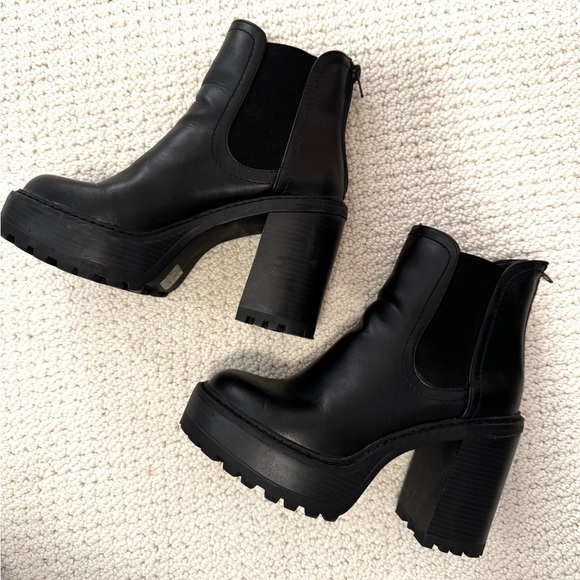 MADDEN GIRL Platform Booties SZ 7 - Picture 4 of 6